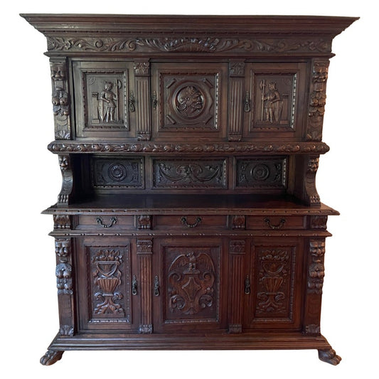 Italian Carved Renaissance Walnut Buffet, Late 19th Century